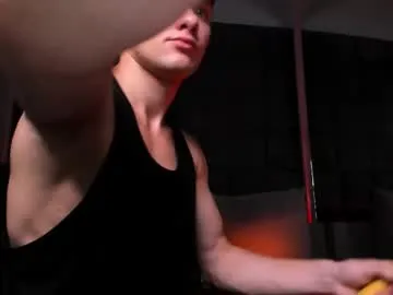 michael_twinkk – webcam model profile photo Image 16