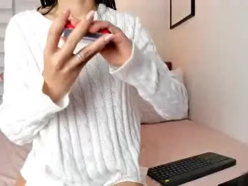 sunsets – webcam model profile photo Image 7