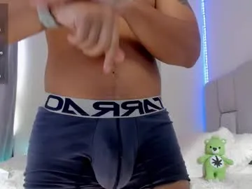 muscularfriend – webcam model profile photo Image 12