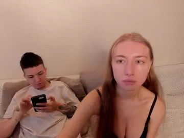 lucretiaburnaugh – webcam model profile photo Image 10