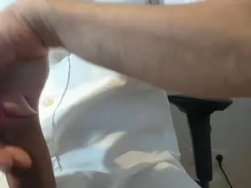 octavarium211 – webcam model profile photo Image 2