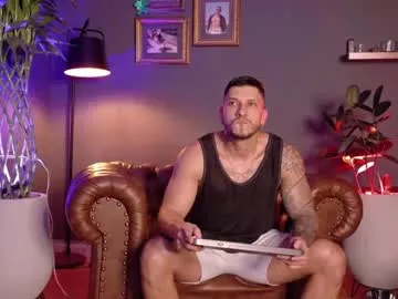 Simonsways99 – webcam model profile photo Image 10