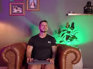 Simonsways99 – webcam model profile photo Image 6