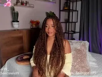 magic_angela – webcam model profile photo Image 19