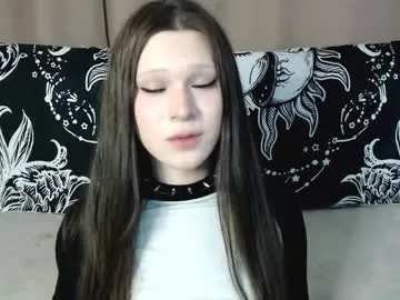 skyamber8v2 – webcam model profile photo Image 6