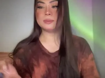 FaaBinaa – webcam model profile photo Image 4