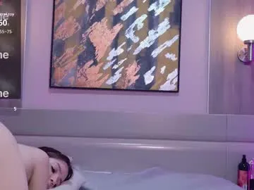 toffisoffi – webcam model profile photo Image 15