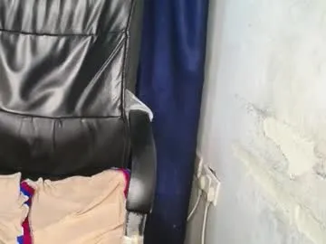 red_rose12 – webcam model profile photo Image 6