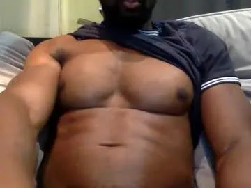 sexyfitryan25 – webcam model profile photo