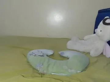 miaandmolly_ – webcam model profile photo Image 8