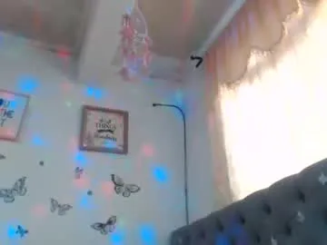 Taanni – webcam model profile photo Image 6