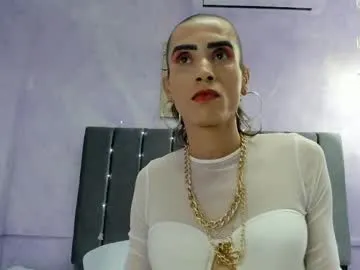 BelleLouiseVp – webcam model profile photo Image 7