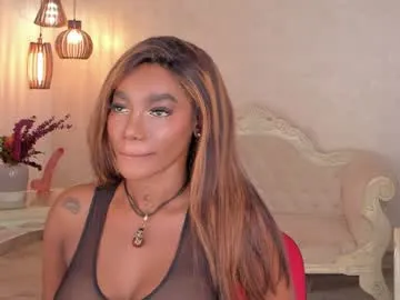 LaureMestler – webcam model profile photo Image 2