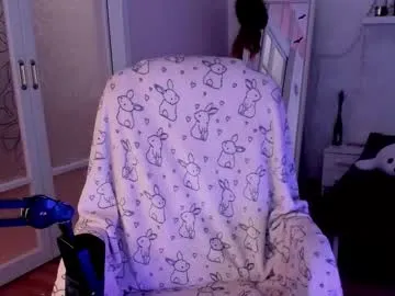 bambi_lu – webcam model profile photo Image 8