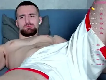 glasses_cat – webcam model profile photo Image 16