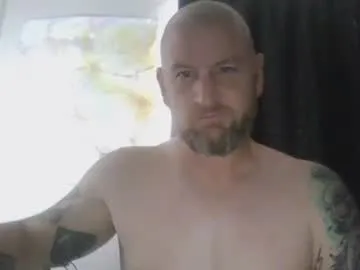 IORio2 – webcam model profile photo Image 15