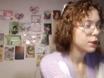alicee_vixen – webcam model profile photo Image 11