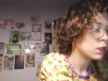 shy_kiss_twinkle_bloop Image 9