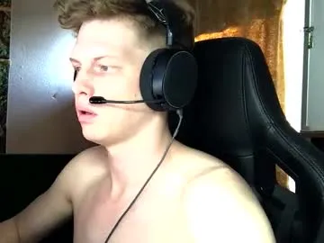 Keep_us_wild – webcam model profile photo Image 7