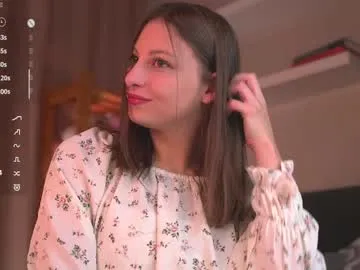 NaughtyInGlasses – webcam model profile photo Image 19