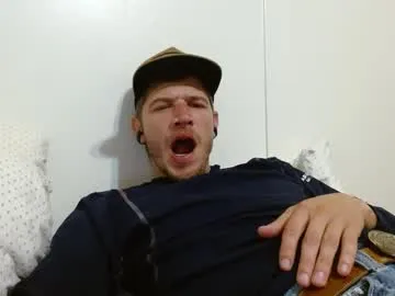 IORio2 – webcam model profile photo Image 2