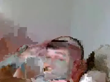 IORio2 – webcam model profile photo Image 3