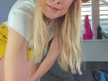 mayadashaaa – webcam model profile photo Image 9