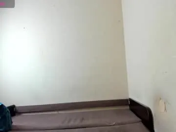 sigmasian – webcam model profile photo Image 12