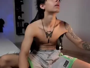 Ninjainia – webcam model profile photo Image 3