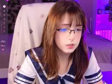 demieliss – webcam model profile photo Image 4