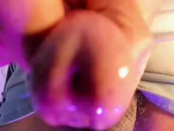 angelturned01 – webcam model profile photo Image 19