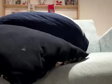 little_effy18_ – webcam model profile photo Image 15