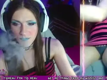 TOP_po – webcam model profile photo Image 15