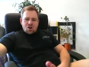 massimowalton2 – webcam model profile photo Image 2