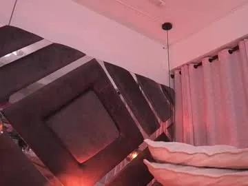 millemimi – webcam model profile photo Image 13