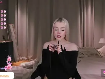 mia_18v – webcam model profile photo Image 10