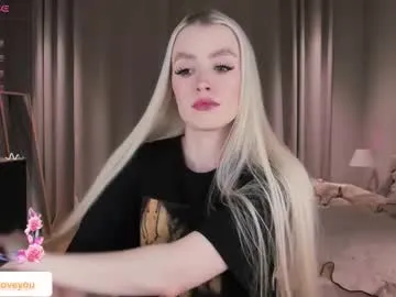 mia_18v – webcam model profile photo Image 12