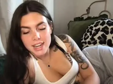 StarKristy – webcam model profile photo Image 7