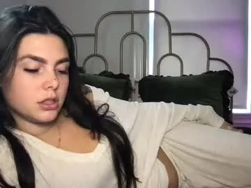 StarKristy – webcam model profile photo Image 8