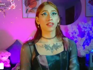 sunsets – webcam model profile photo Image 3