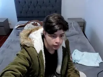 IORio2 – webcam model profile photo Image 14