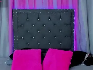 EvieEvans – webcam model profile photo Image 8