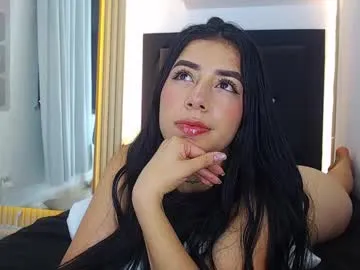 luna_tin – webcam model profile photo Image 4