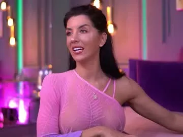 isa_crazy – webcam model profile photo Image 6