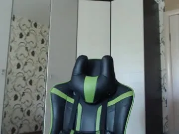 octavarium211 – webcam model profile photo Image 16