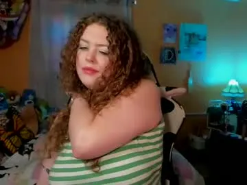 luckrose – webcam model profile photo Image 8