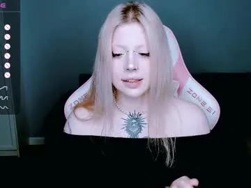 Blonde_sexy21 – webcam model profile photo Image 10