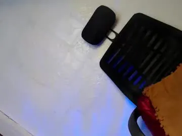 faplex – webcam model profile photo Image 3