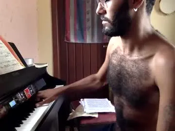 octavarium211 – webcam model profile photo Image 3