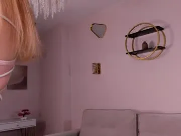 ava_delightt – webcam model profile photo Image 14